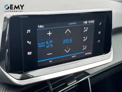 Photo 18 Peugeot 2008  PureTech 100 S&S BVM6