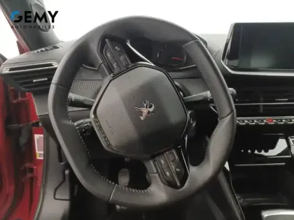 Photo 37 Peugeot 2008  PureTech 100 S&S BVM6