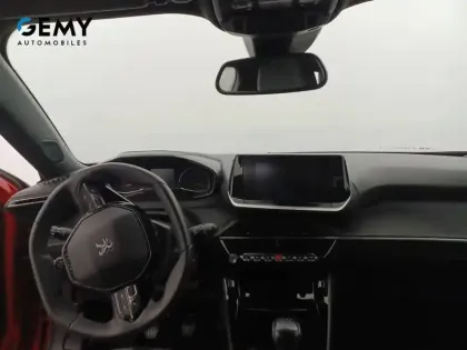 Photo 32 Peugeot 2008  PureTech 100 S&S BVM6
