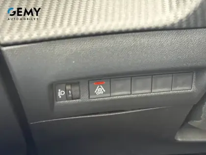Photo 15 Peugeot 2008  PureTech 100 S&S BVM6