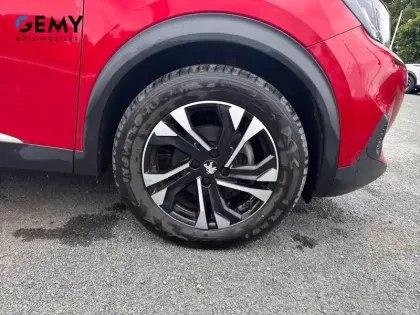 Photo 10 Peugeot 2008  PureTech 100 S&S BVM6