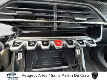 Photo 22 Peugeot 2008  Electrique 136 ch