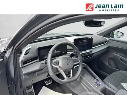 Photo 17 Volkswagen T-roc  1.5 eTSI EVO2 Hybrid 150 ch DSG7