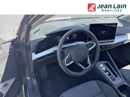 Photo 10 Volkswagen Golf  1.5 eHybrid 204 DSG6