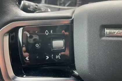 Photo 18 Land rover Range Rover  Evoque Mark III P300e PHEV AWD BVA8