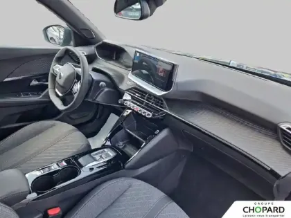Photo 12 Peugeot 2008  Electrique 54 kWh 156 ch