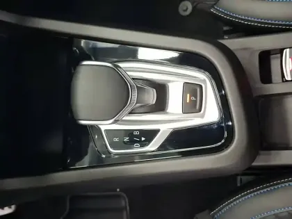 Photo 36 Renault Arkana  E-Tech full hybrid 145 GSR2