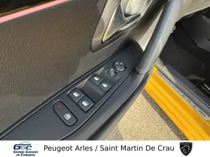 Photo 15 Peugeot 208  PureTech 100 S&S BVM6
