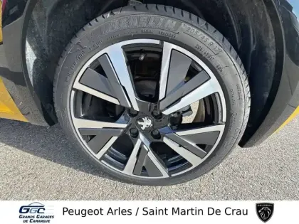 Photo 11 Peugeot 208  PureTech 100 S&S BVM6