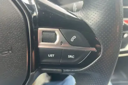 Photo 13 Peugeot 2008  Electrique 136 ch