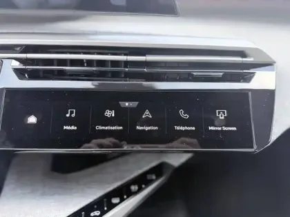 Photo 49 Peugeot 3008  Plug-in Hybrid 195 e-DCS7