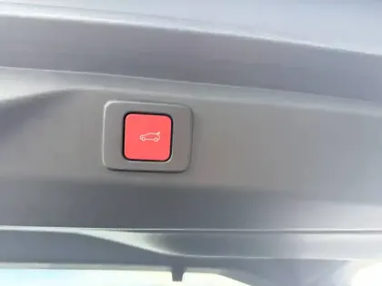 Photo 42 Peugeot 3008  Plug-in Hybrid 195 e-DCS7