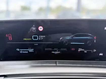 Photo 75 Peugeot 3008  Plug-in Hybrid 195 e-DCS7