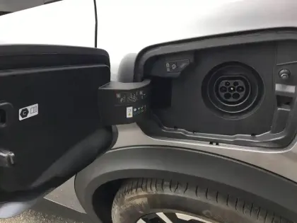 Photo 23 Peugeot 3008  Plug-in Hybrid 195 e-DCS7