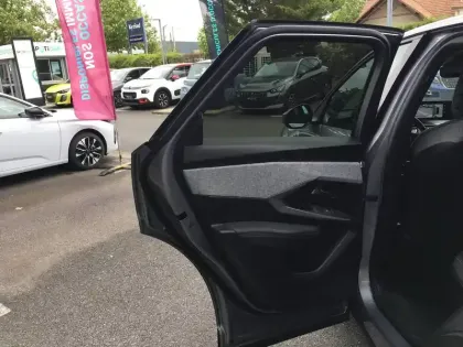 Photo 12 Peugeot 3008  Plug-in Hybrid 195 e-DCS7