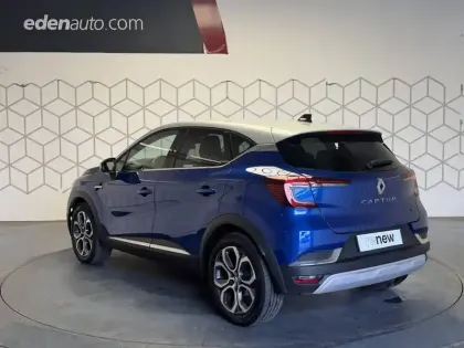 Photo 37 Renault Captur  E-Tech full hybrid 145