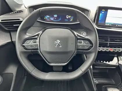 Photo 28 Peugeot 208  Electrique 50 kWh 136ch