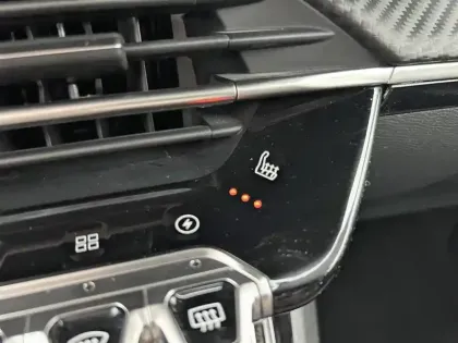 Photo 46 Peugeot 208  Electrique 50 kWh 136ch