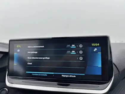Photo 44 Peugeot 208  Electrique 50 kWh 136ch
