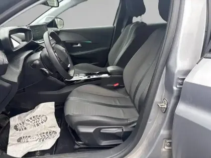 Photo 10 Peugeot 208  Electrique 50 kWh 136ch