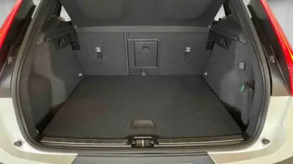 Photo 8 Volvo Xc40  T4 Recharge 129+82 ch DCT7
