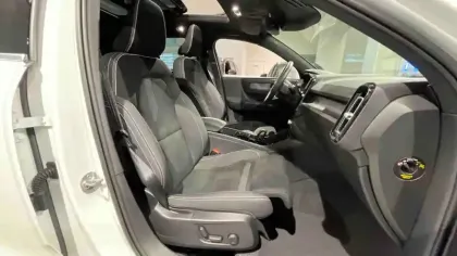 Photo 28 Volvo Xc40  T4 Recharge 129+82 ch DCT7