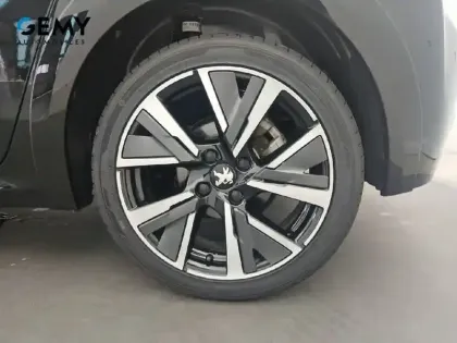 Photo 10 Peugeot 208  PureTech 130 S&S EAT8