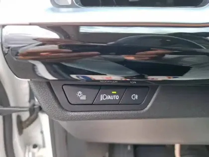 Photo 28 BMW X1 i xDrive30