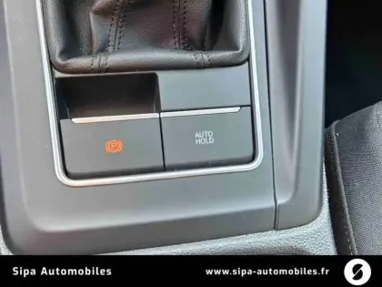 Photo 22 Volkswagen Golf  2.0 TDI SCR 115 BVM6