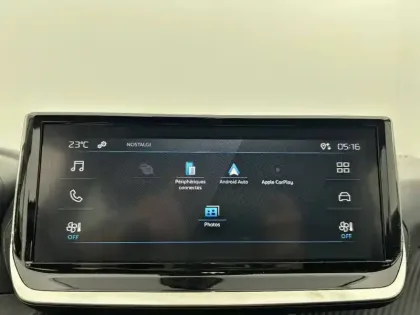 Photo 48 Peugeot 208  PureTech 100 S&S BVM6