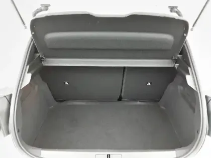 Photo 5 Peugeot 208  Hybrid 100 e-DCS6