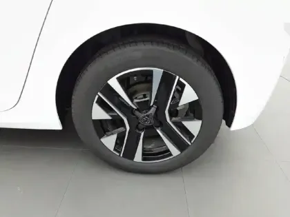 Photo 12 Peugeot 208  Hybrid 100 e-DCS6