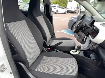Photo 18 Renault Twingo  III Achat Intégral