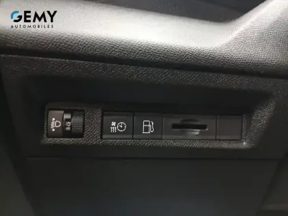 Photo 41 Peugeot 308  PHEV 180 e-EAT8