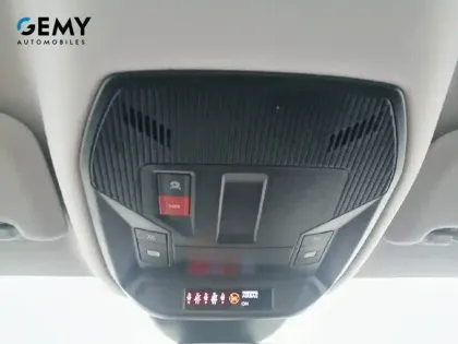 Photo 37 Peugeot 308  PHEV 180 e-EAT8