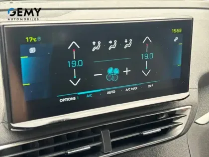 Photo 17 Peugeot 3008  Hybrid 225 e-EAT8