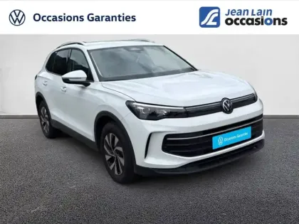 Photo 9 Volkswagen Tiguan  1.5 eTSI 130ch DSG7