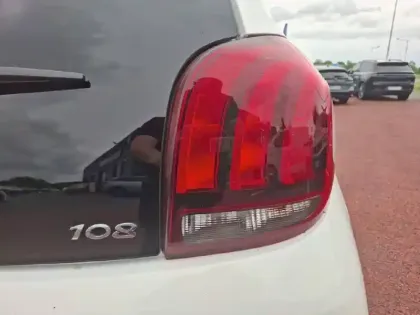 Photo 16 Peugeot 108  VTi 72ch S&S BVM5