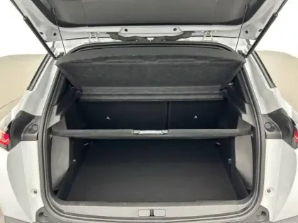Photo 40 Peugeot 2008  PureTech 130 S&S EAT8
