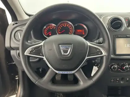 Photo 23 Dacia Sandero  TCe 90