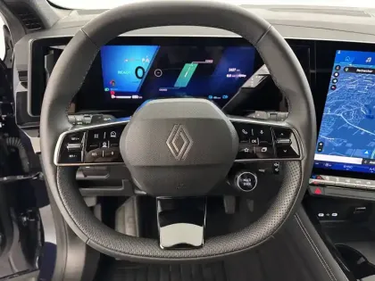 Photo 23 Renault Espace  E-Tech full hybrid 200 GSR2
