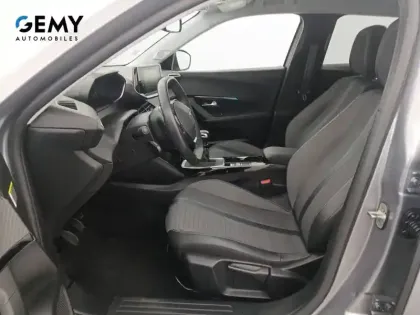 Photo 29 Peugeot 2008  PureTech 100 S&S BVM6