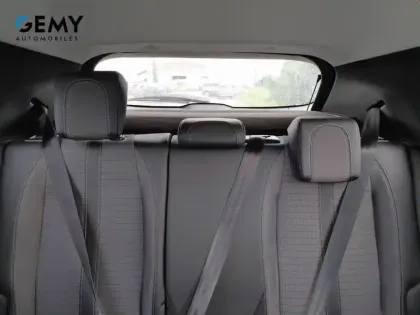 Photo 16 Peugeot 2008  PureTech 100 S&S BVM6