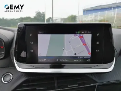 Photo 13 Peugeot 2008  PureTech 100 S&S BVM6