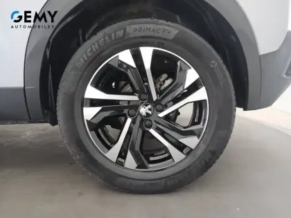 Photo 31 Peugeot 2008  PureTech 100 S&S BVM6