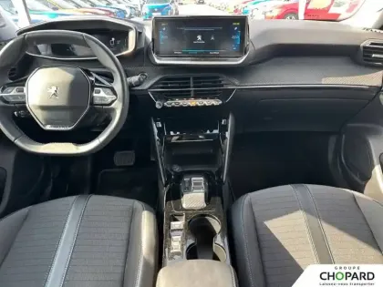 Photo 36 Peugeot 2008  Electrique 136 ch