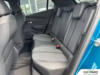 Photo 36 Peugeot 2008  Electrique 54 kWh 156 ch