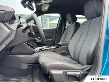 Photo 33 Peugeot 2008  Electrique 54 kWh 156 ch