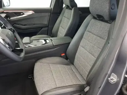 Photo 10 Renault Espace  E-Tech full hybrid 200 GSR2