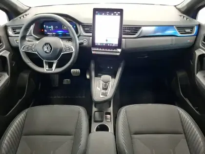 Photo 11 Renault Captur  E-Tech full hybrid 145 ch